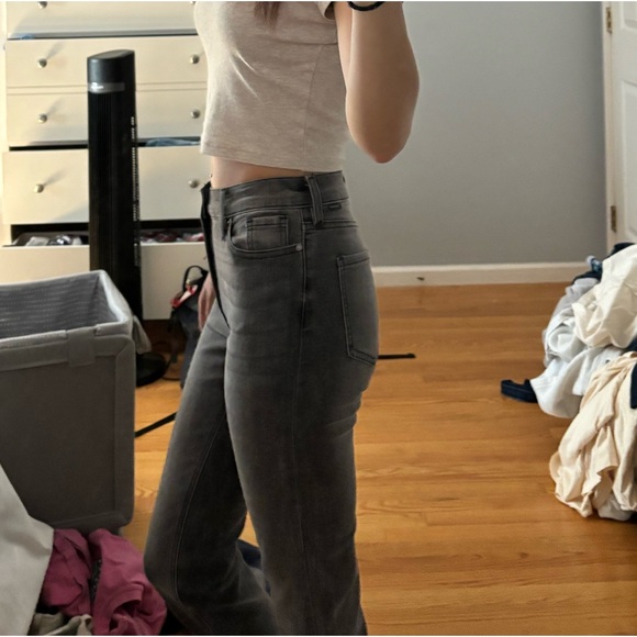 High Rise Slim Fit Flare Jeans - Picture 3 of 5